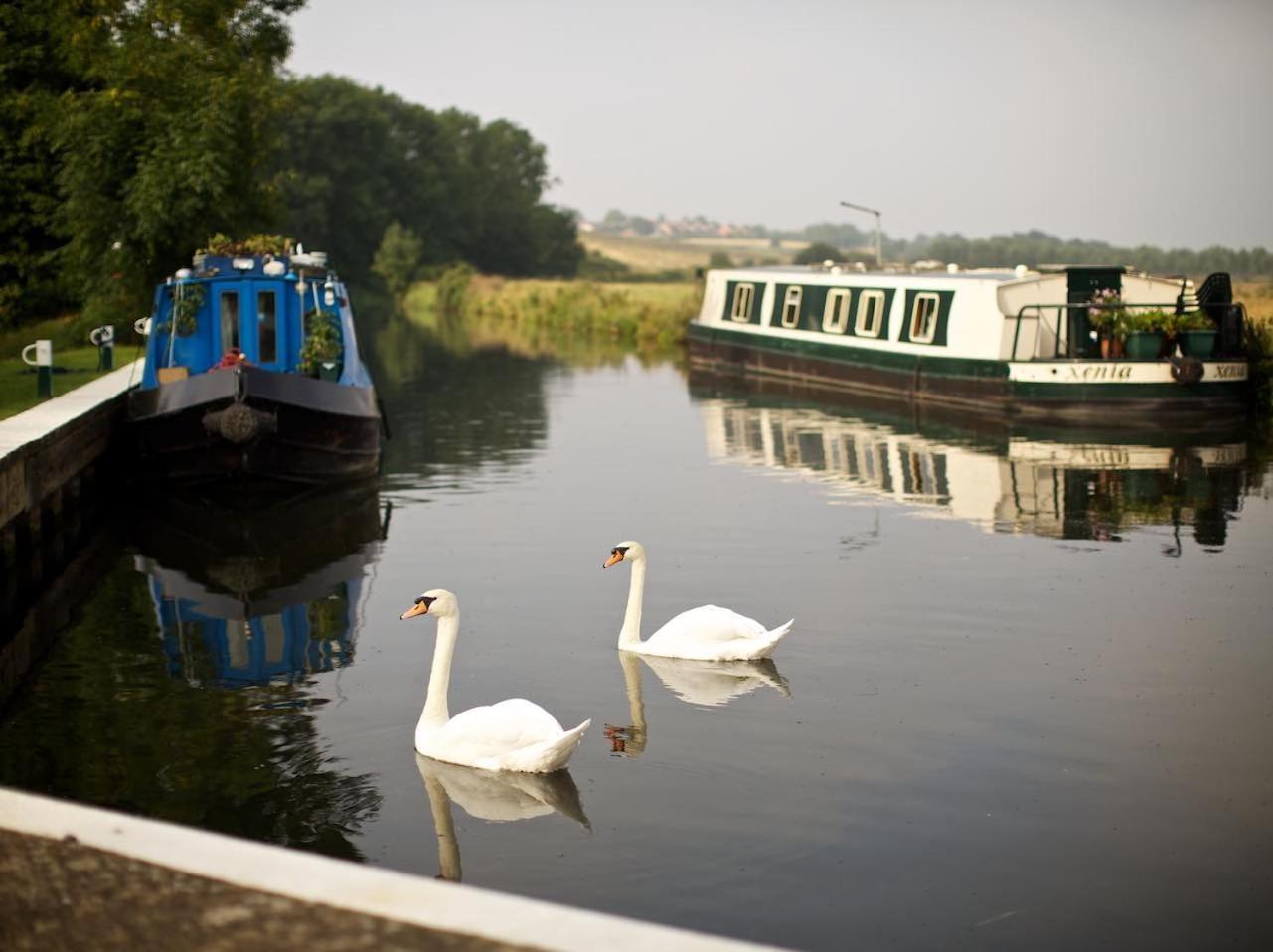 Luxury Lodge At Billing Aquadrome Northampton Exterior foto
