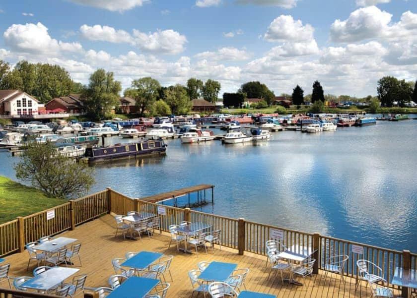 Luxury Lodge At Billing Aquadrome Northampton Exterior foto
